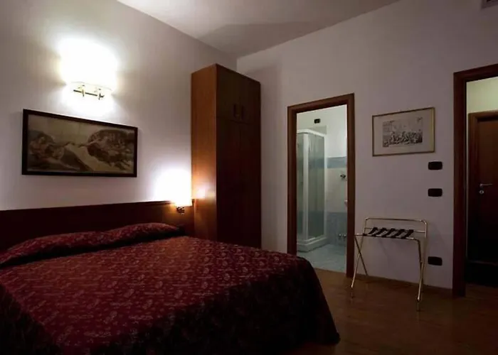 Domus Appia 154 B&B Roma